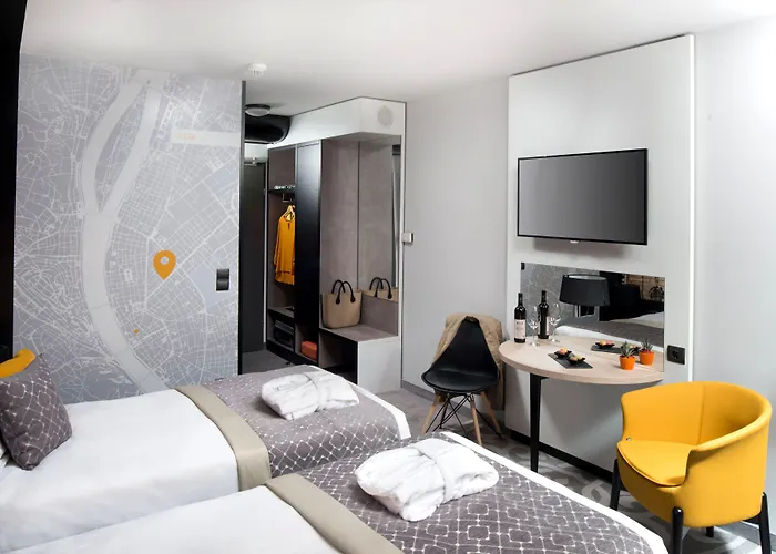 Mercure Center Hotel