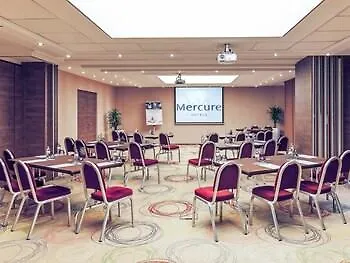 Mercure Center