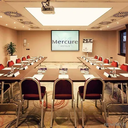 Mercure Center מלון 4*