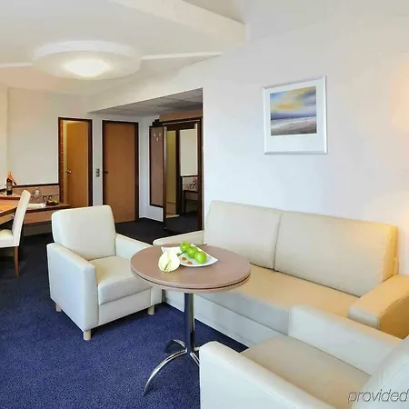 Mercure Center מלון