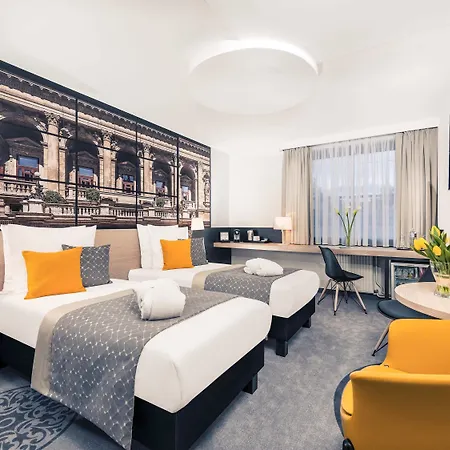 Mercure Center 4*
