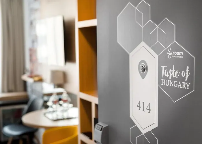 Mercure Center Hotel