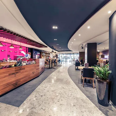 Mercure Center Hotel