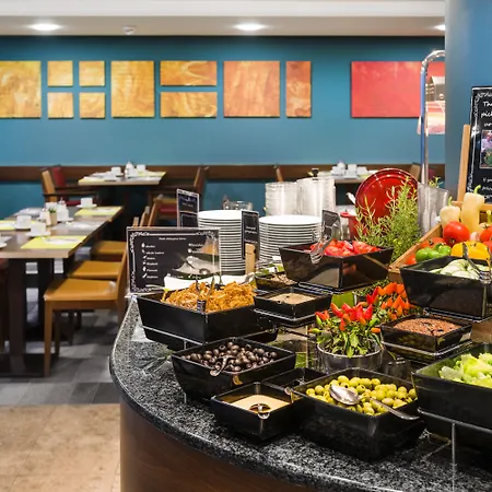 Mercure Center Hotel