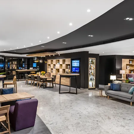 Mercure Center Hotel