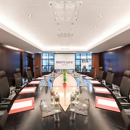 Mercure Center 4*